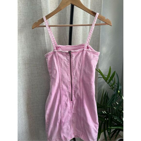 H&M Divided Baby Pink Acid Wash Denim Barbiecore Mini Dress XXS - Picture 2 of 6